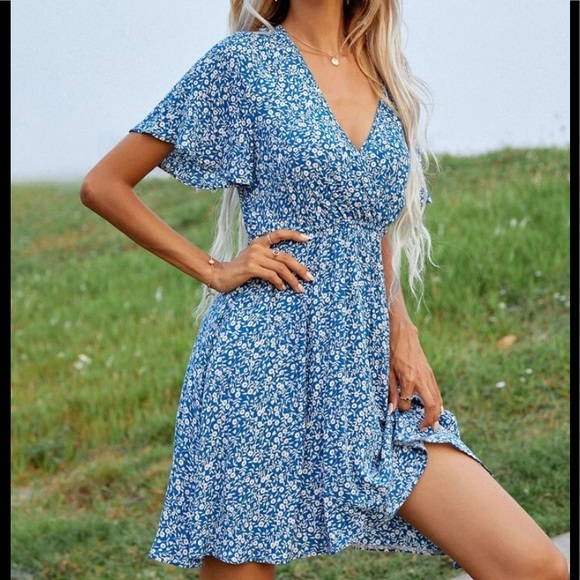 SOLD OUT - Picture 5 of 10